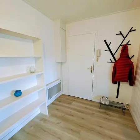 Charming Apartment, With Harbor View, Center * بورنيك