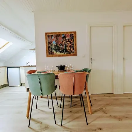 Charming Apartment, With Harbor View, Center